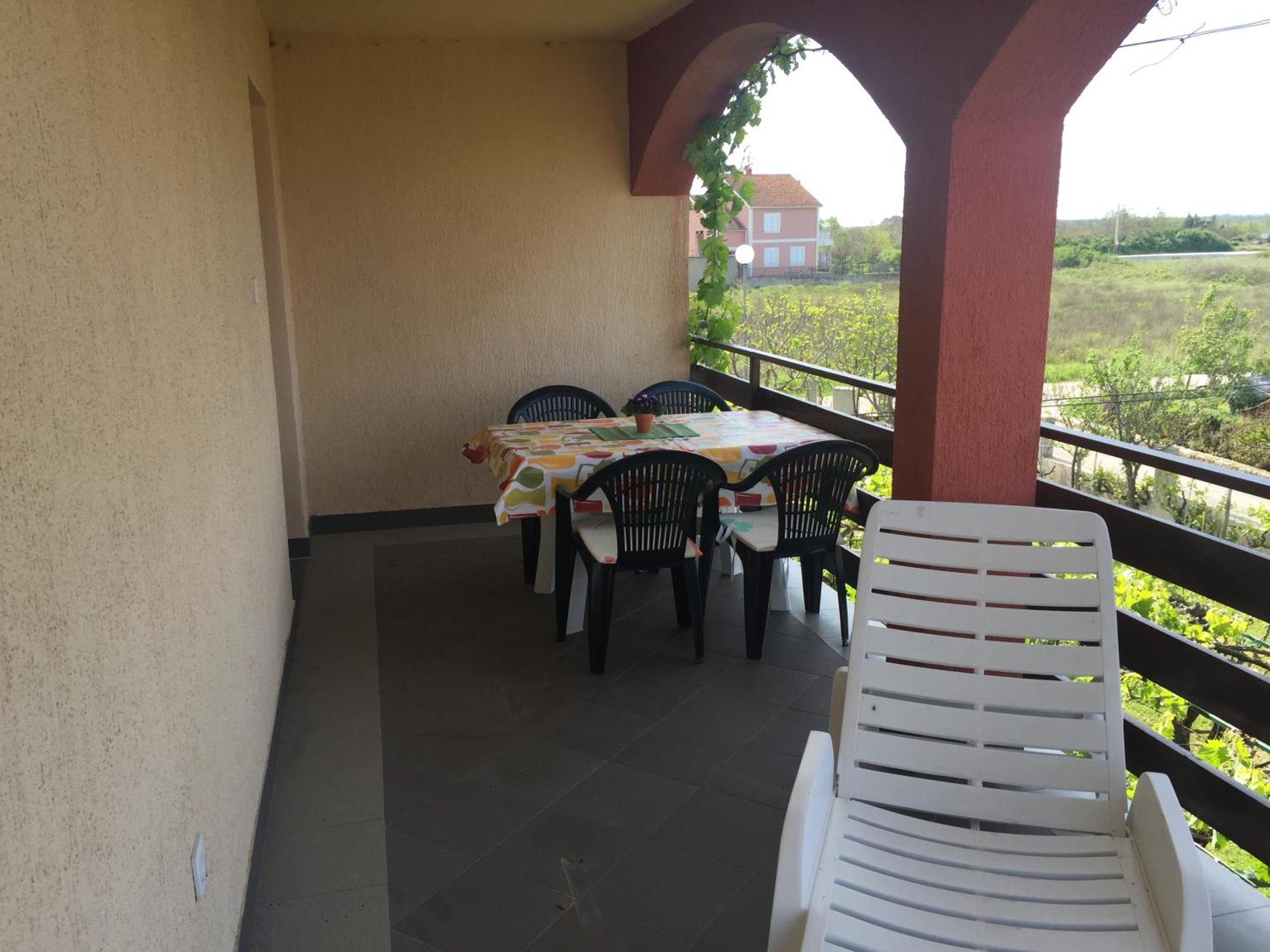 Apartments Anka Nin Luaran gambar