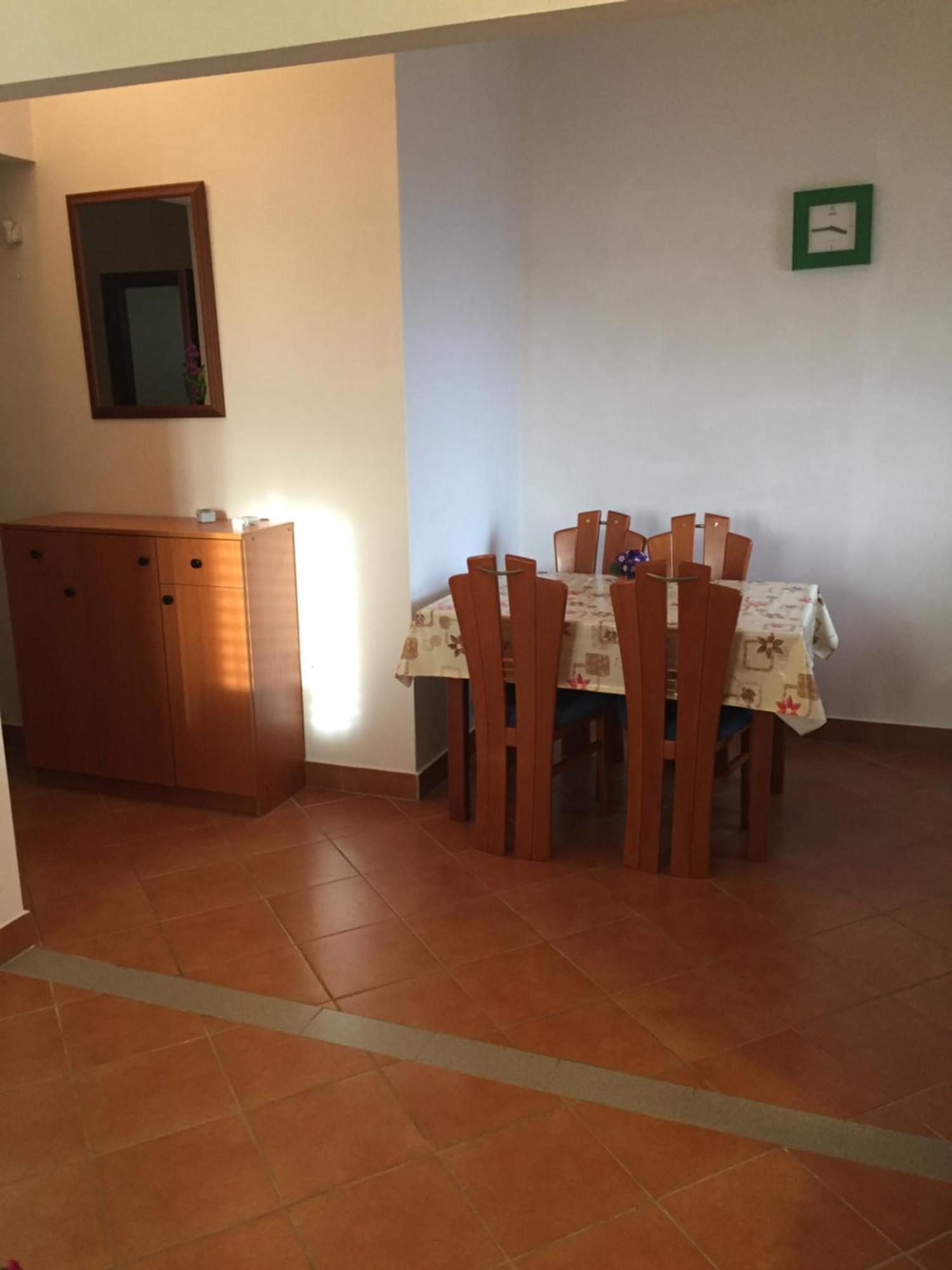 Apartments Anka Nin Luaran gambar