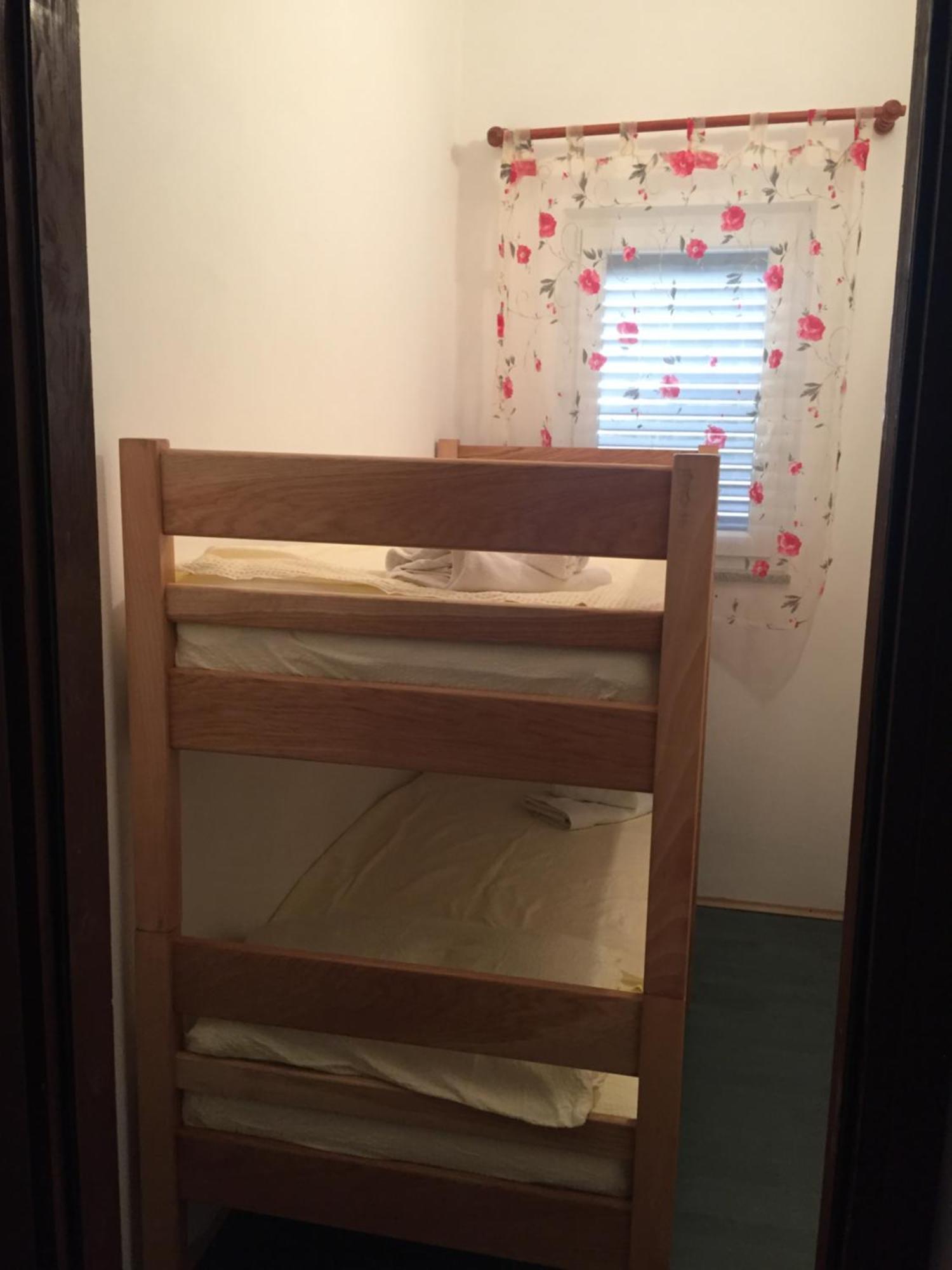 Apartments Anka Nin Luaran gambar